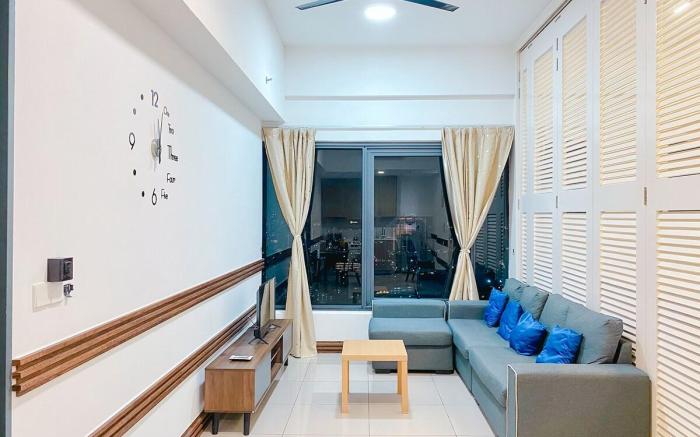 Deluxe 2B2B City View @ Tropicana 218 Macalister