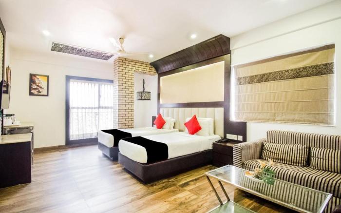 Hotel Ivory Inn