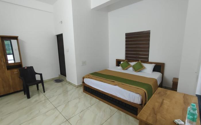 Ponnus Residency Attappadi