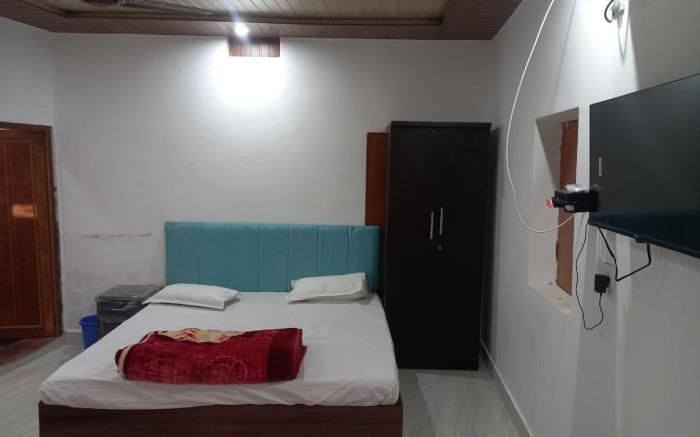 Ramesht paying guest house
