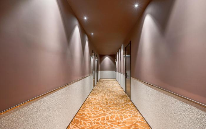 Giant Hotel