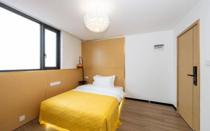 Studio Suite | Prime Location