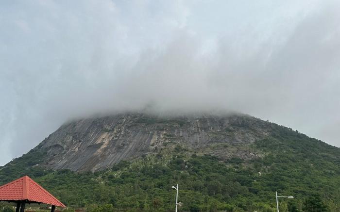 Ananda :
Blissful  Cottage at Nandi Hills
