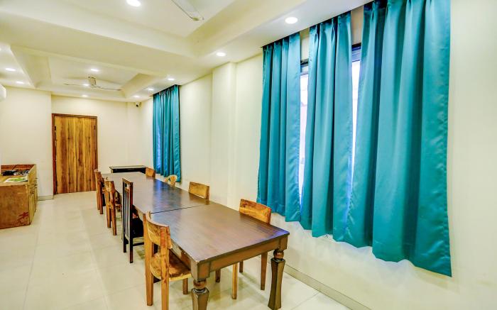 FabHotel Shiv Rachna
