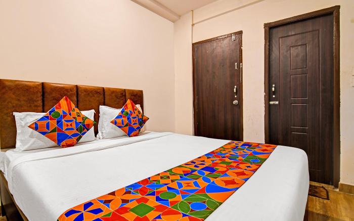 FabHotel 85 The Seven Wonders