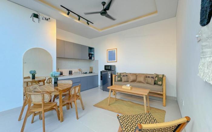 NEW! 2BR Villa w/ Pool & Hi-Speed WIFI in Canggu