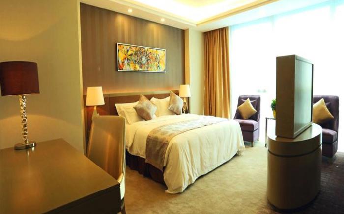 Shenzhen Baoan PLUS Gems Cube Hotel                                                             