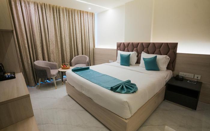 Town Square Suites