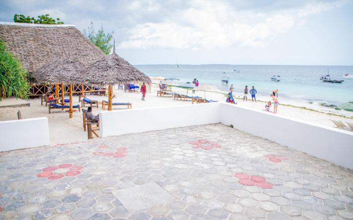 Amazing Beach Hotel Zanzibar