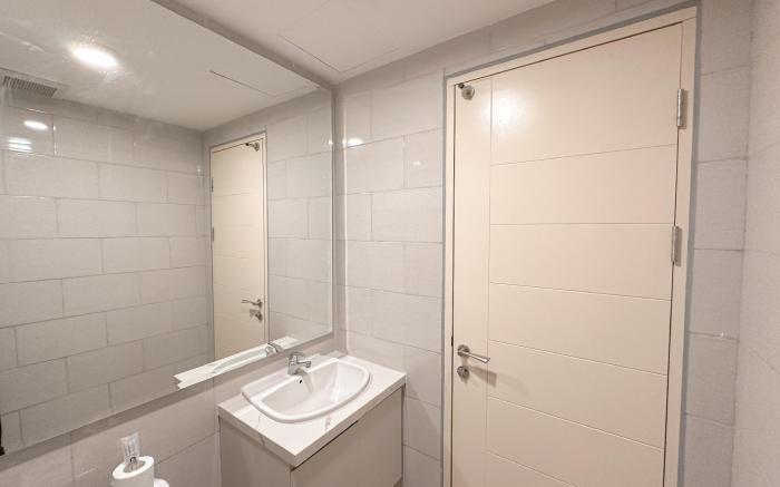 Fabulous 2BR Benson Supermall Mansion By Travelio