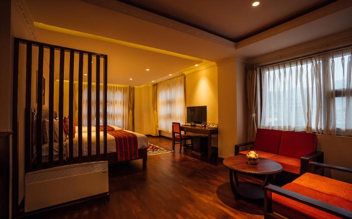 lhaki hotel