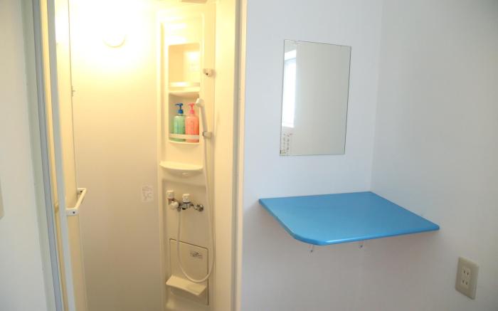 Okinawa Guest House Little Asia