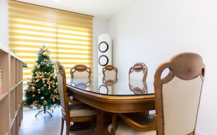 Inje Hachuri Undeokwi Hayanjib