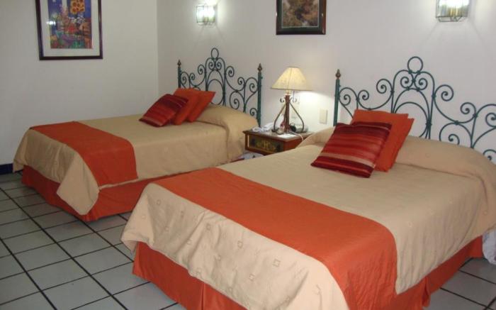 Hotel Concierge Plaza Colima