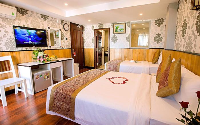 Golden Rain 2 Hotel