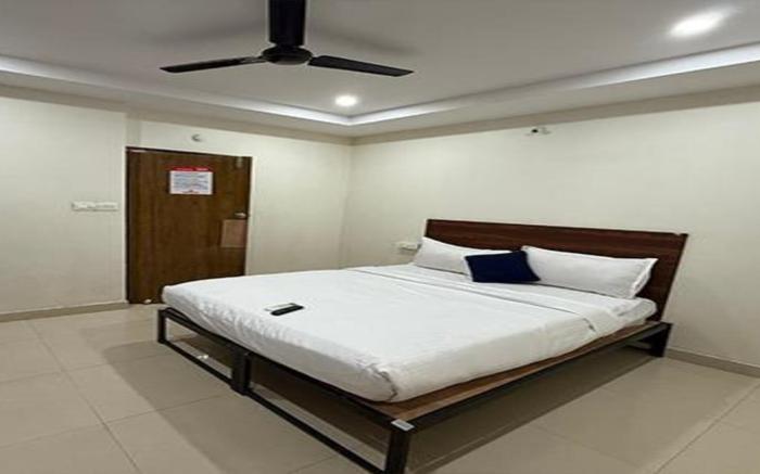 FabHotel Blue Diamond