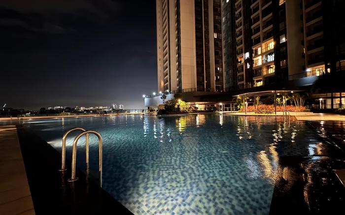 I8°N hotel