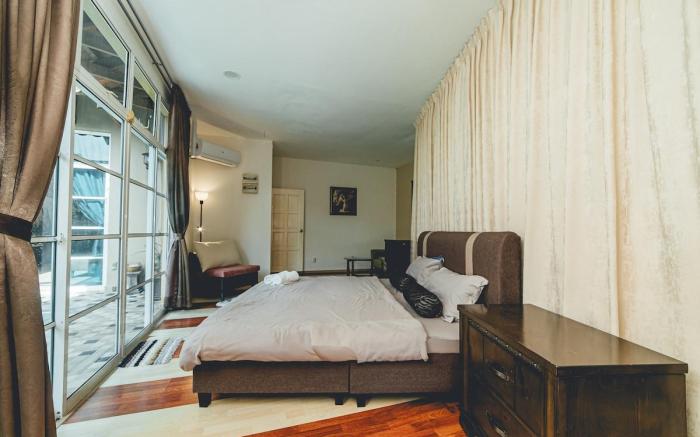 Batu Pahat Santalia Villa 4BR 12pax Private Pool