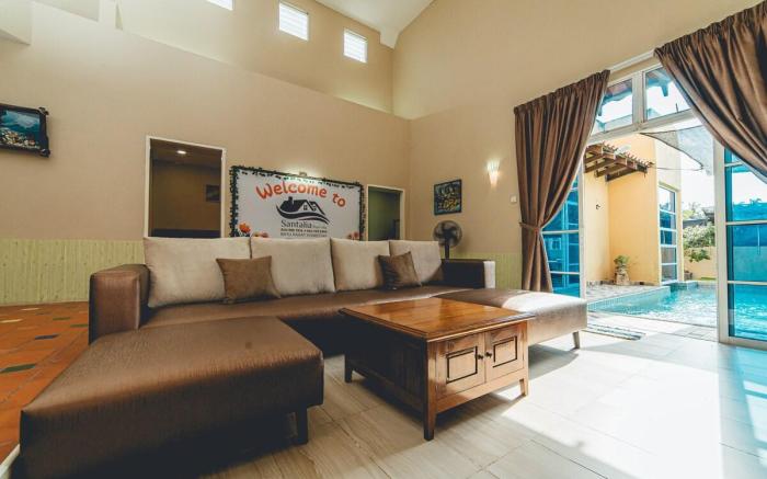 Batu Pahat Santalia Villa 4BR 12pax Private Pool