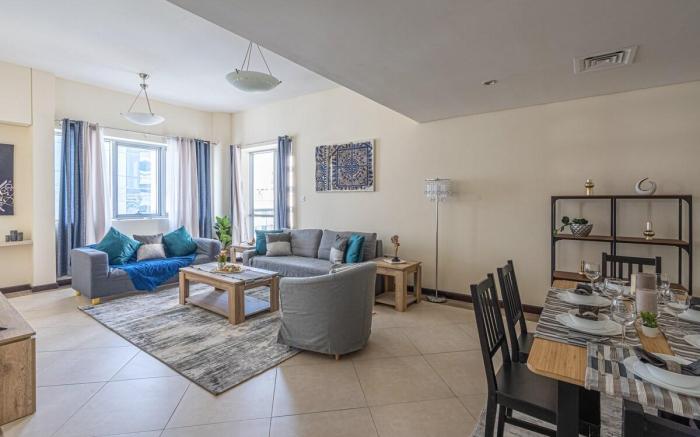 Large Apt in the Heart of Deira Near Clocktower