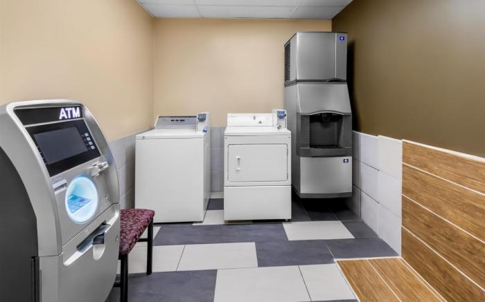 Red Lion Inn & Suites Blue Springs