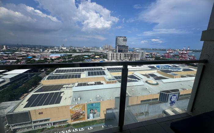 Luxanos Condo Place- Sunvida Tower