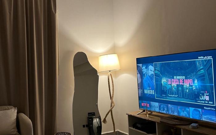 Self-check-in studio and quiet design