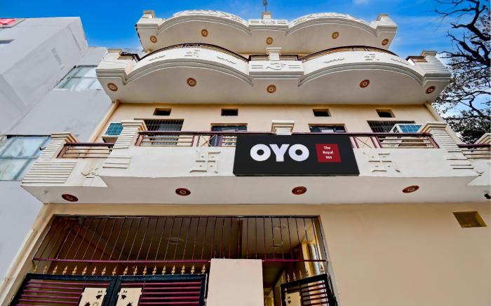 SPOT ON The Royal Inn