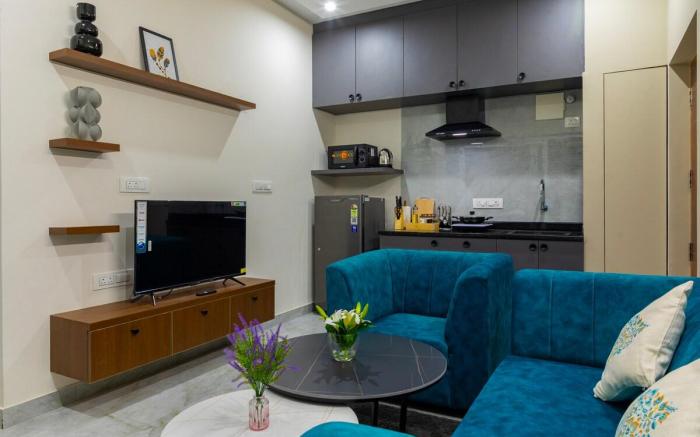 Comfort 1BHK with Breakfast Near HSR, Koramangala.