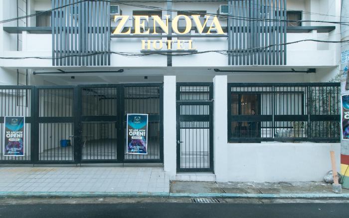 RedDoorz @ Zenova Hotel