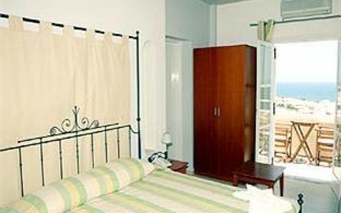 Argo Hotel