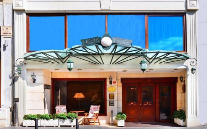 Pera Rose Hotel