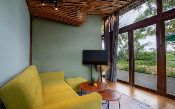 Charming One Bedroom Cottage facing to the Jungle