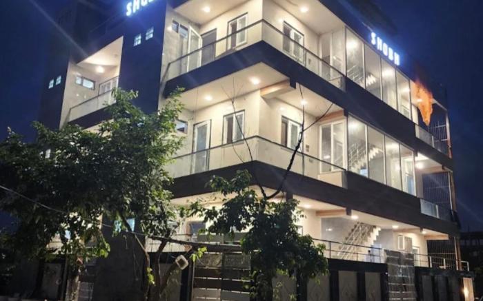 Hotel Shubh Palace