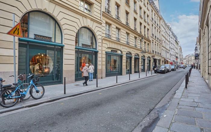 Charming Apartment Faubourg St Honore Madeleine