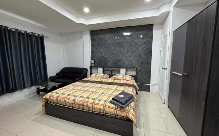 Tin Guest House & Laundry