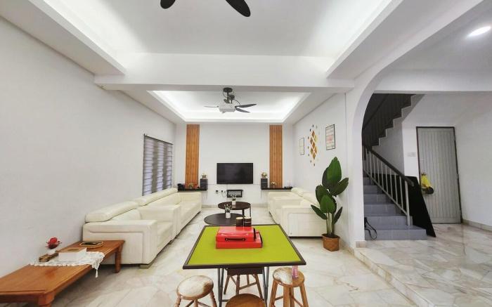 Ipoh town7br5bath 25 pax/pool table/mahjong/karaok