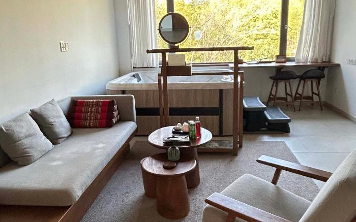 Yixing Meijie - Xiuju Hotel