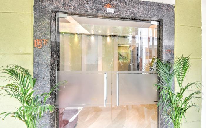 Townhouse OAK Hotel Naman Studio