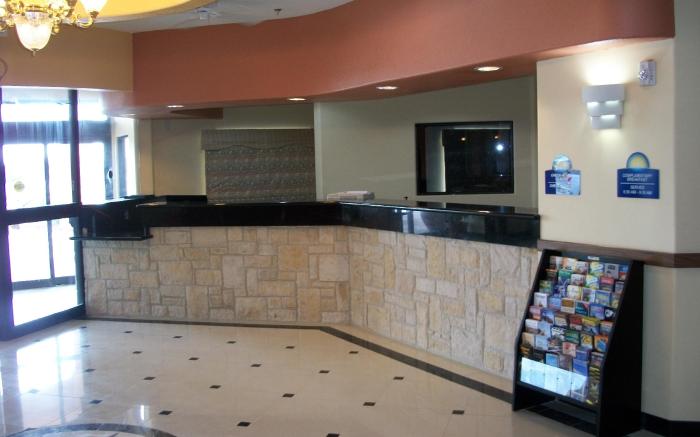 Robinson Inn and Suites