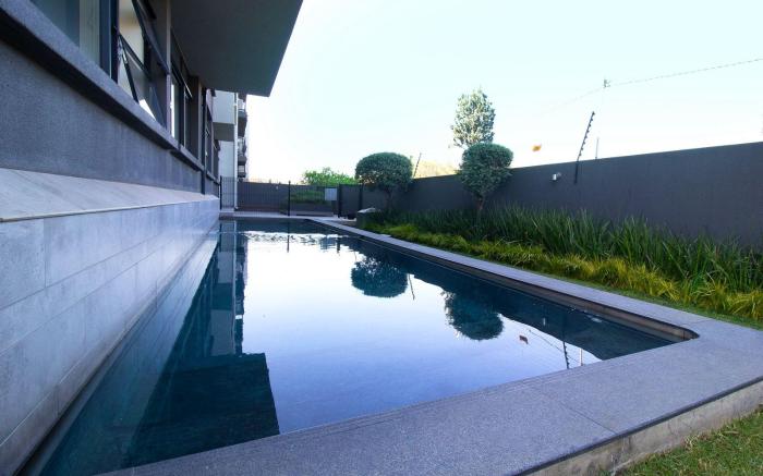 Rivonia Hidden Gem: 2BR 2BA