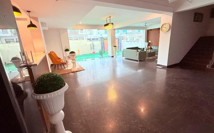 Akshay Corporate Hotel