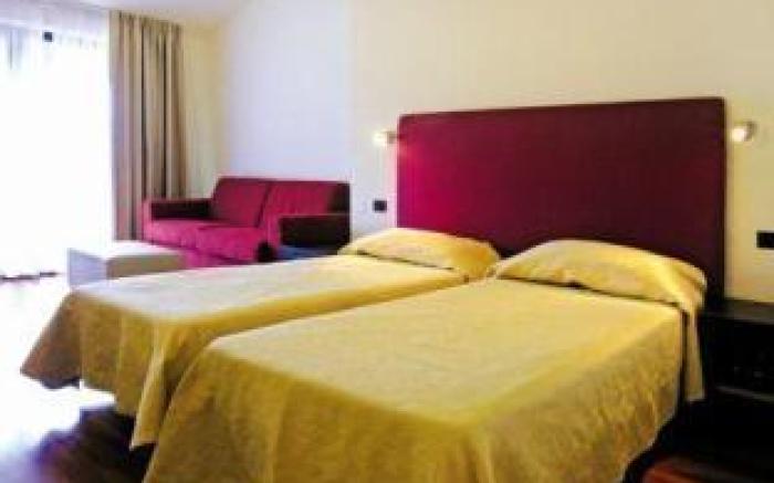 Hotel Cristallo di La Rosetta Srl