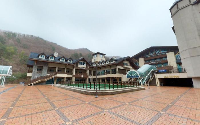 High1 Resort Valley Condo