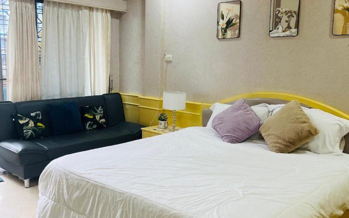 Ava room for rent