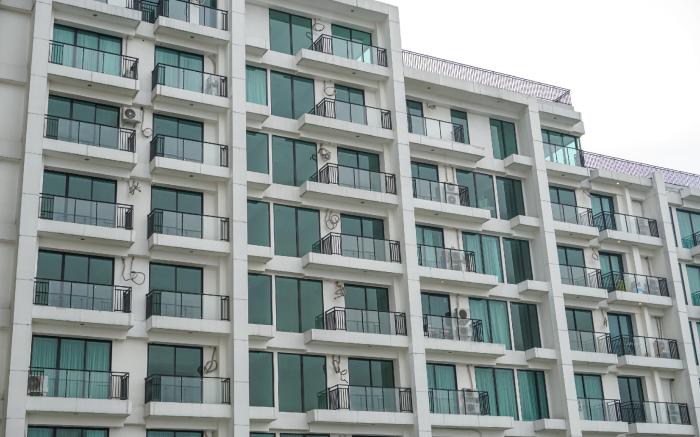 Comfy Best Deal Studio Nine Residence By Travelio