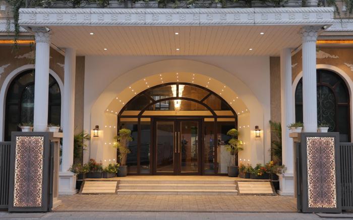 Grandeur Boutique Staycation