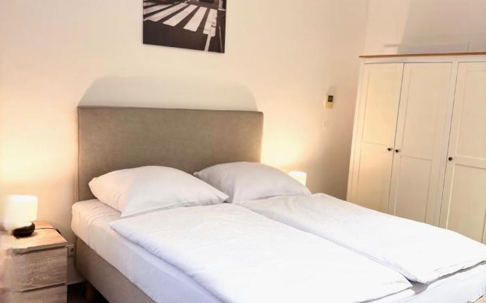 Sleep & Go Praha 5 Anděl - Two-Bedroom Apartment