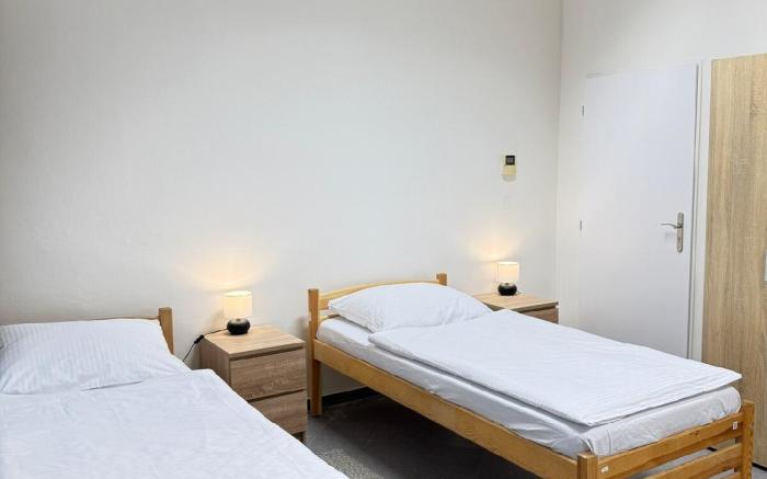 Sleep & Go Praha 5 Anděl - Two-Bedroom Apartment