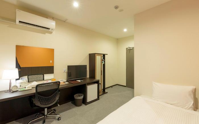 Crown Hotel Okinawa Annex